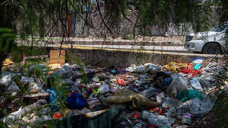 refugios improvisados en el Río Santiago